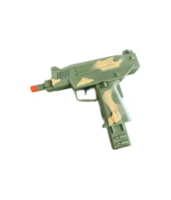 Militærhjelm og uzi, børn
