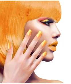 Neon orange negle